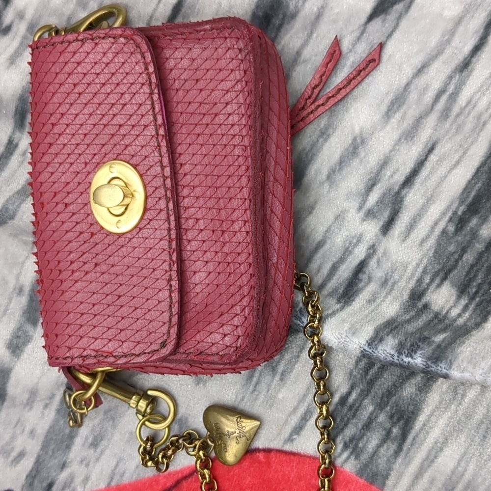 Rhythm and rhymes pink textured purse